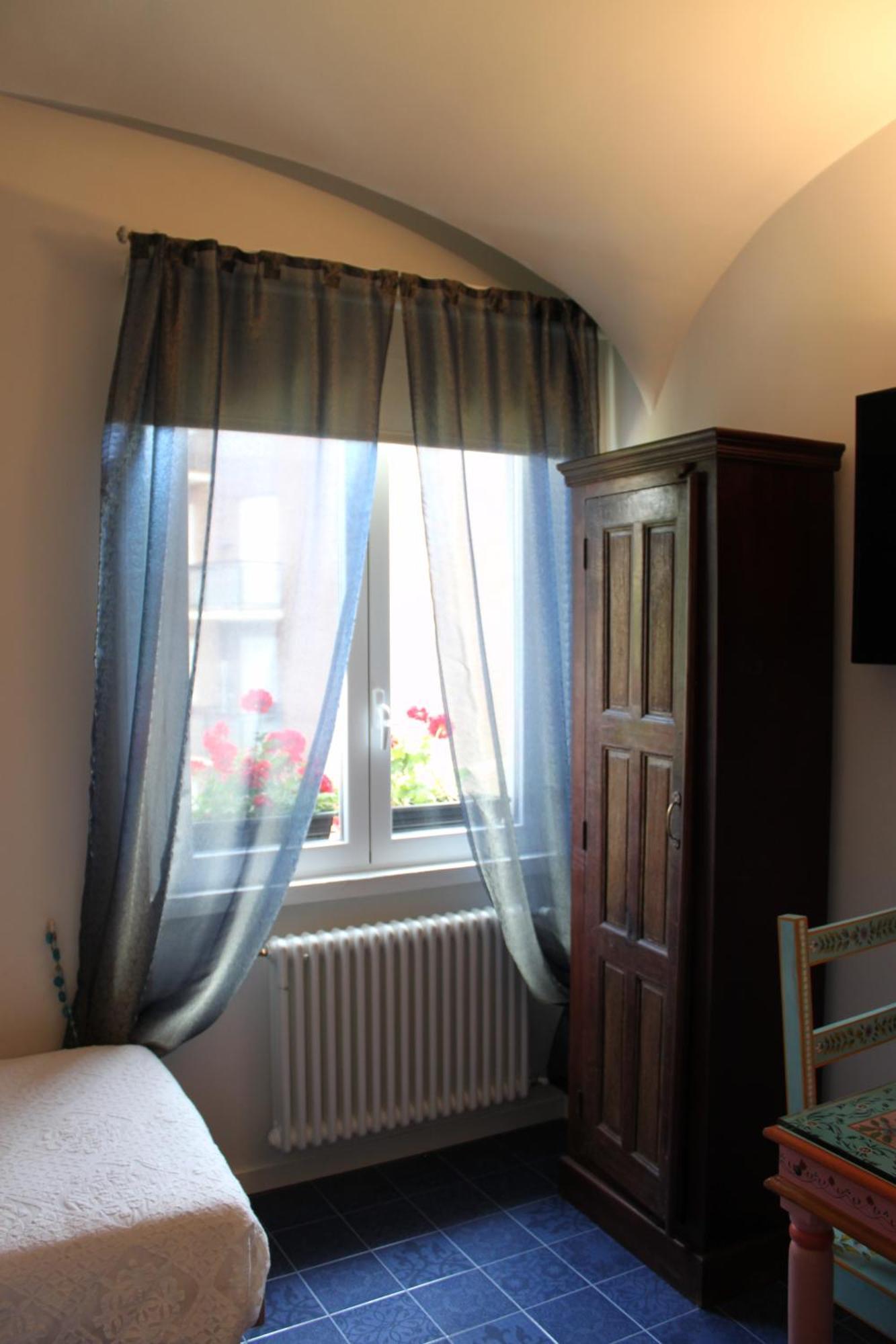 Bed & Breakfast Abracadabra Tortona